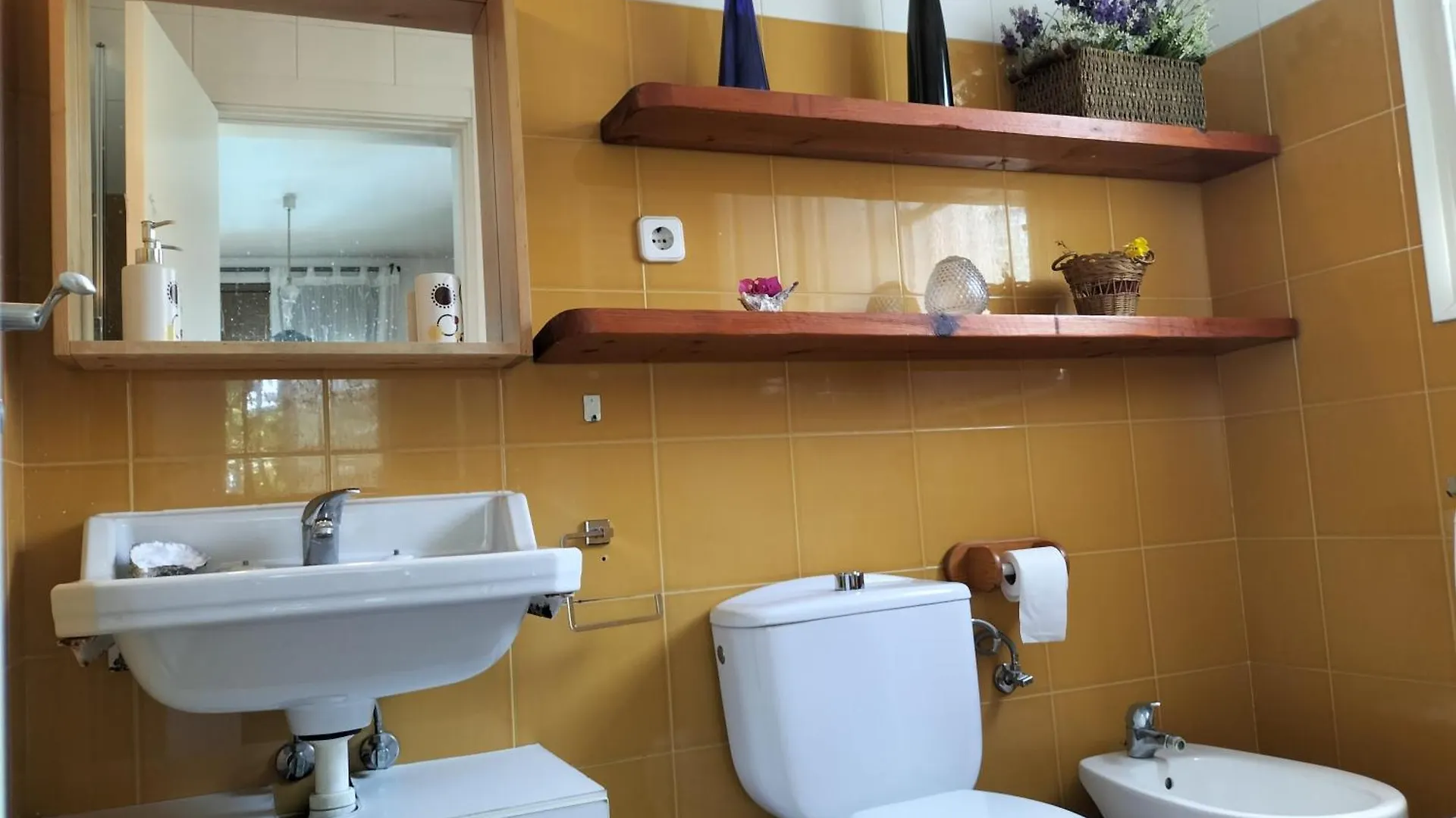 הוילה Viladecáns Casa Flor De Taronger ספרד